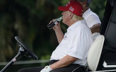 কোকাকোলা যুক্তরাষ্ট্রে 'প্রকৃত চিনি' ব্যবহার করবে: ট্রাম্প