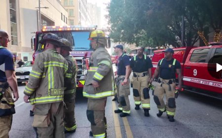 ডালাসে পানির পাইপ ফেটে  বৈদ্যুতিক শর্ট সার্কিট