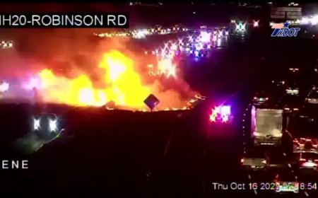 গ্র্যান্ড প্রেইরিতে ট্রাকে ভয়াবহ আগুন, বন্ধ আই-২০ পশ্চিমমুখী লেন