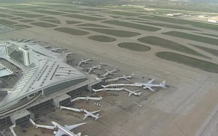 নিরাপত্তাজনিত কারণে ডালাসে ফ্রন্টিয়ার এয়ারলাইনস ফ্লাইটের অবতরণ