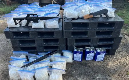 ডালাসের ডানকানভিলে মেথ ল্যাবে অভিযান, কোটি ডলারের মাদক উদ্ধার