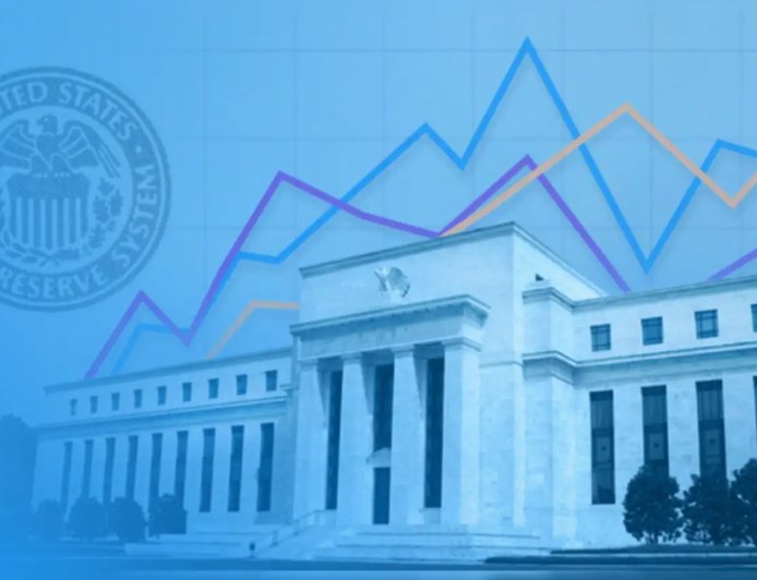 চাপের মুখে আবারও সুদের হার কমাল ফেড