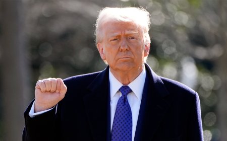 ইরানের সঙ্গে বাণিজ্য করলেই ২৫% শুল্ক: ট্রাম্প