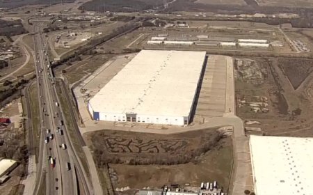 ‘মেগা’ ডিটেনশন সেন্টারের প্রস্তাবের বিরোধিতা হাচিন্সের মেয়রের