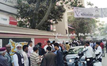 গণভোট ও ত্রয়োদশ সংসদ নির্বাচনে ভোটগ্রহণ শুরু