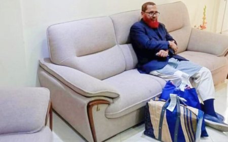 ৭৪ লাখ টাকাসহ সৈয়দপুর বিমানবন্দরে আটক ঠাকুরগাঁও জেলা জামায়াতের আমির