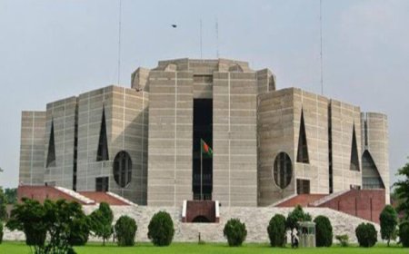 সংসদ ভবনের উন্মুক্ত প্রাঙ্গণে মঙ্গলবার নতুন মন্ত্রিসভার শপথ