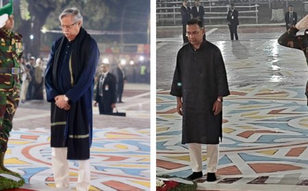 একুশের প্রথম প্রহরে শহীদ মিনারে রাষ্ট্রপতি-প্রধানমন্ত্রীর শ্রদ্ধা