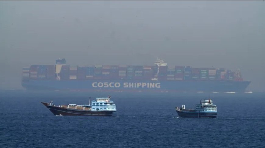 ইরানি জলসীমা এড়িয়ে চলতে নিজেদের জাহাজগুলো নির্দেশ যুক্তরাষ্ট্রের