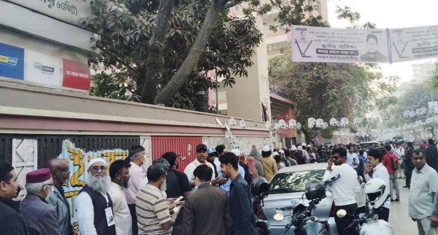 গণভোট ও ত্রয়োদশ সংসদ নির্বাচনে ভোটগ্রহণ শুরু