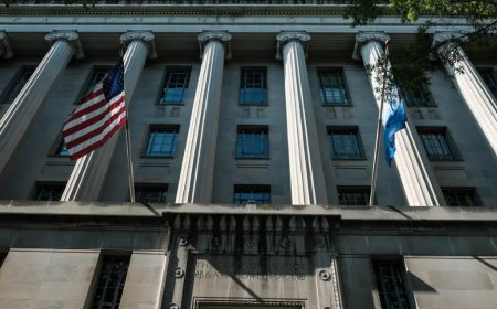 এপস্টেইন মামলার নতুন নথি প্রকাশ, ট্রাম্পের বিরুদ্ধে যৌন নিপীড়নের অভিযোগ