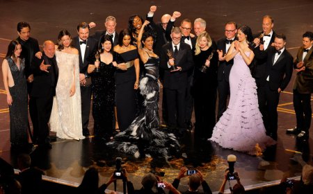 অস্কারে ‘ওয়ান ব্যাটল আফটার অ্যানাদার’-এর জয়, গ্ল্যামারের রাতে প্রতিবাদের প্রতিধ্বনি