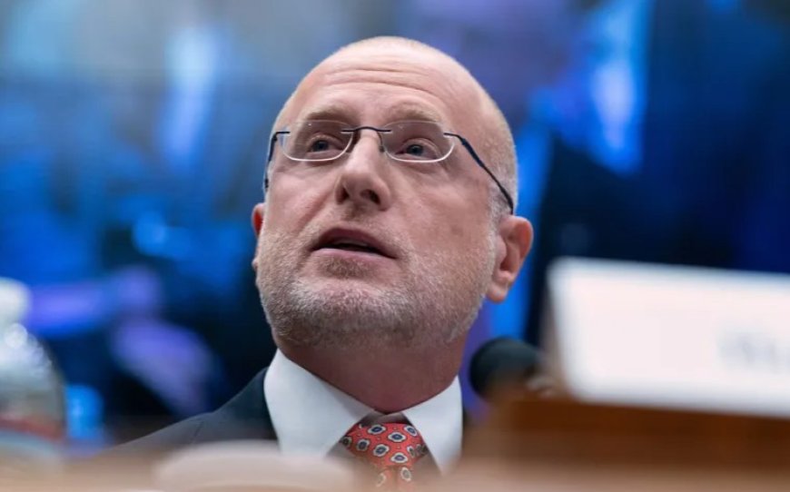 ইরান যুদ্ধের সমালোচনামূলক প্রতিবেদন নিয়ে গণমাধ্যমকে ট্রাম্প প্রশাসনের হুমকি