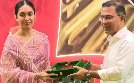 খালেদা জিয়ার পক্ষে স্বাধীনতা পুরস্কার গ্রহণ করলেন জাইমা