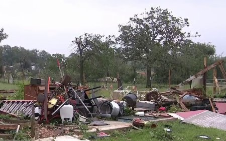 টেক্সাসে টর্নেডোয় নিহত ২, আবারও ভয়াবহ ঝড়ের আশঙ্কা