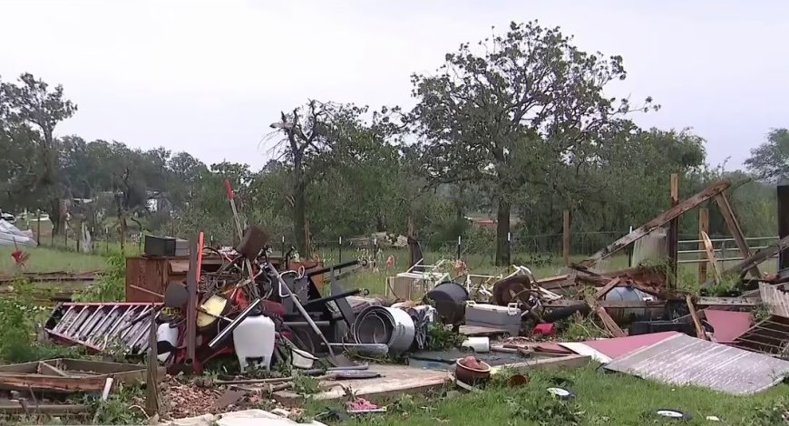 টেক্সাসে টর্নেডোয় নিহত ২, আবারও ভয়াবহ ঝড়ের আশঙ্কা