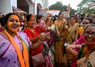 পশ্চিমবঙ্গে ঐতিহাসিক জয়ের পথে বিজেপি, শুভেন্দুর কাছে হার মমতার