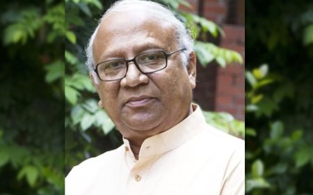 মায়ের কবরের পাশে শায়িত আতাউর রহমান
