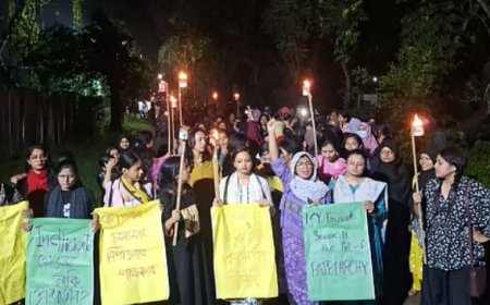 জাবি ছাত্রীকে ক্যাম্পাসের ভেতরেই ধর্ষণের চেষ্টা, ক্ষোভে ফুঁসছে শিক্ষার্থীরা