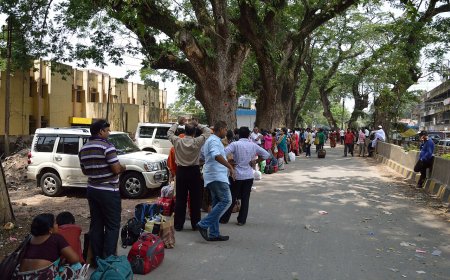 প্রায় দুই বছর পর বাংলাদেশিদের জন্য ভারতের পর্যটন ভিসা চালু হচ্ছে কাল থেকে
