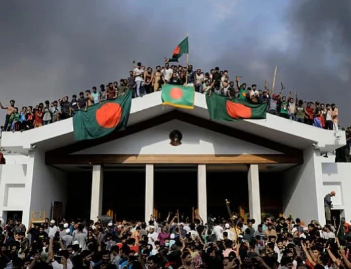 দ্বিতীয় বার্ষিকীতে বাংলাদেশে জুলাই গণঅভ্যুত্থান দিবস পালিত
