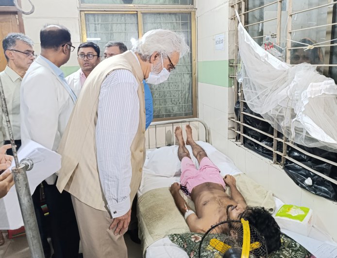 একদিনে ডেঙ্গুতে ৪ মৃত্যু, রেকর্ড ১ হাজার ৫৫৮ জন হাসপাতালে ভর্তি