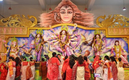 দুর্গাপূজায় এবার প্রায় ১১০০ কোটি টাকার ব্যবসা